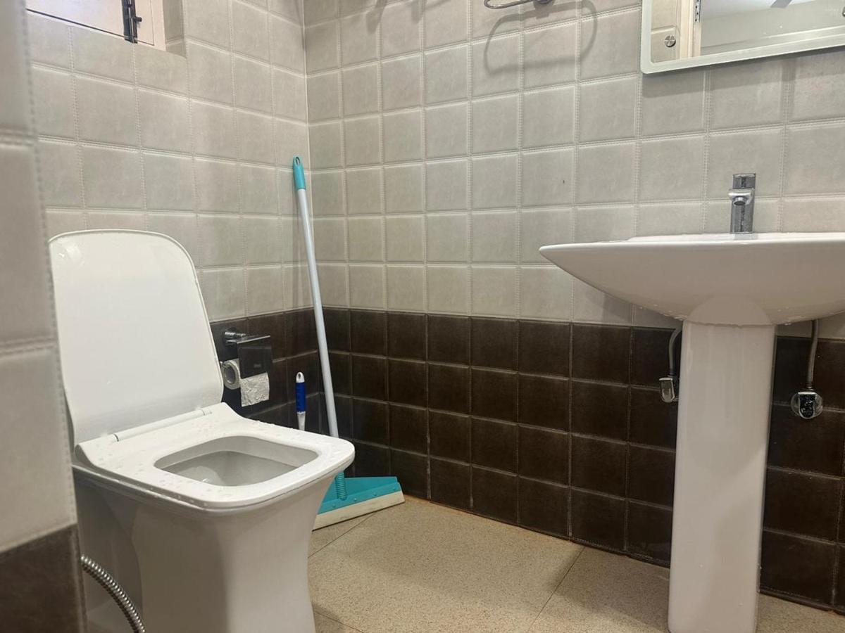 Srīnagar Farsal Villa מראה חיצוני תמונה