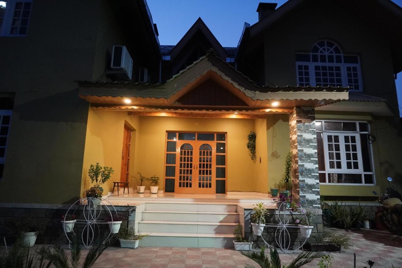 Srīnagar Farsal Villa מראה חיצוני תמונה