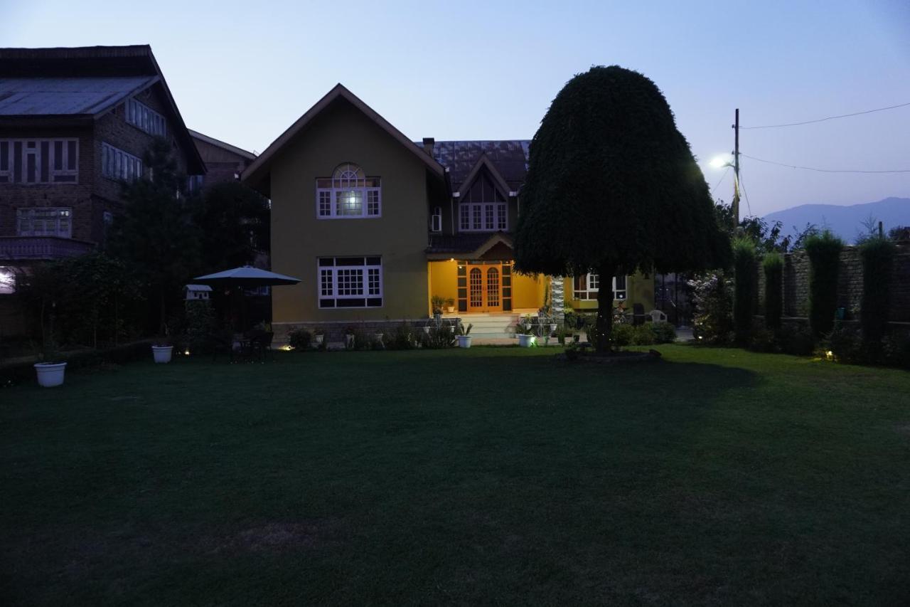 Srīnagar Farsal Villa מראה חיצוני תמונה